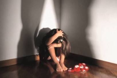 Violenza sessuale su minore, accusato si difende