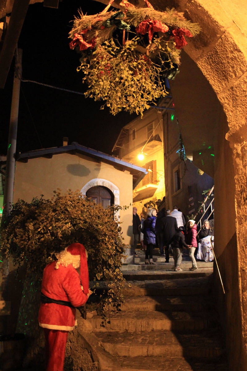 abruzzo Natale nel Borgo a Tussio