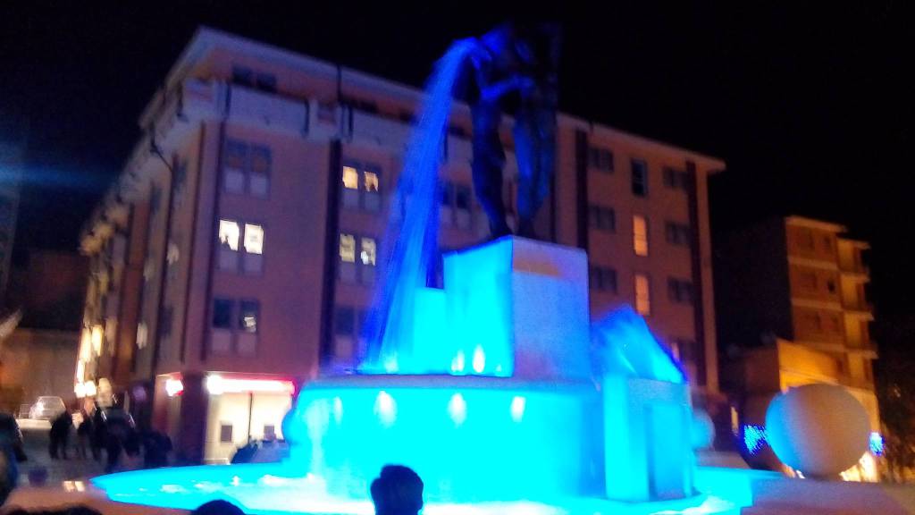 fontana luminosa inaugurazione 22 dicembre 2016