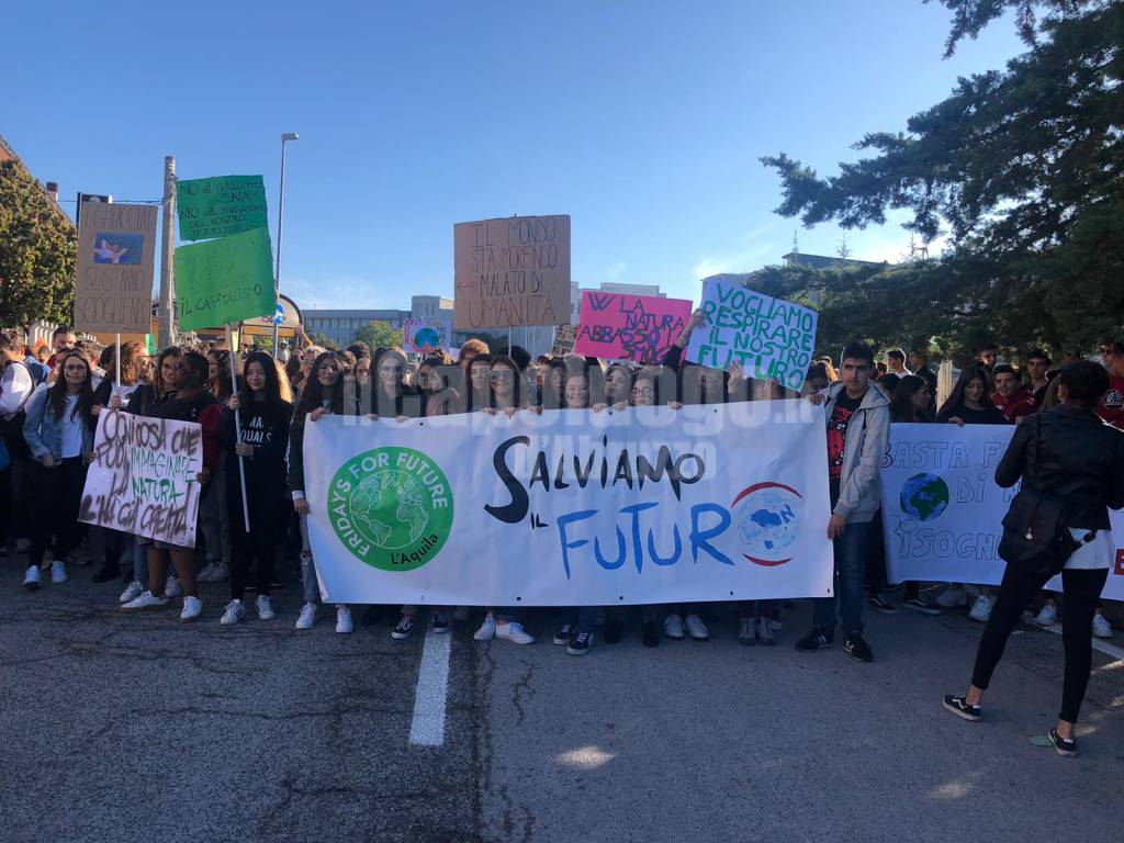 studenti aquilani global strike