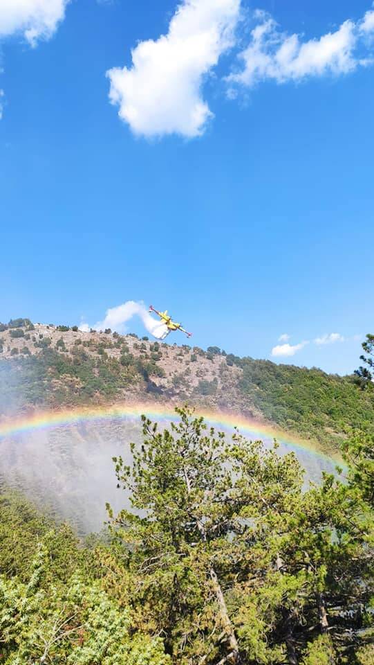 bonifica incendi l'aquila canadair