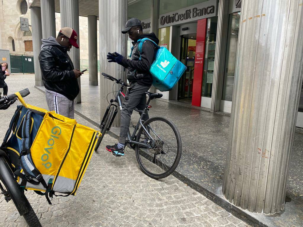delivery riders 
