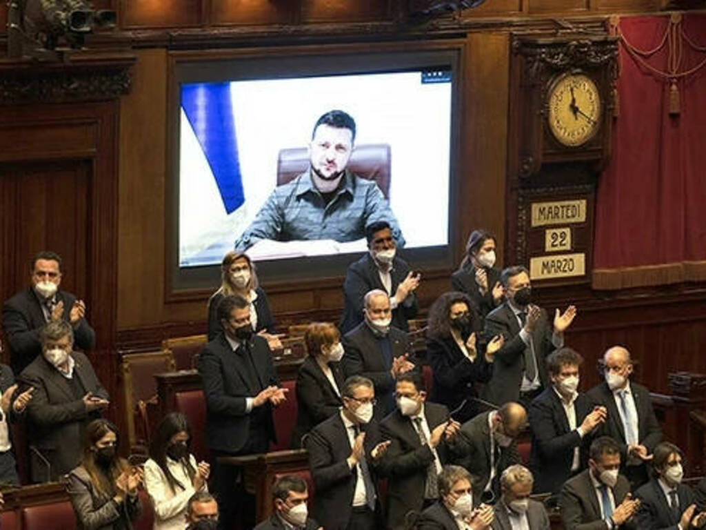 ucraina zelenzky parlamento italiano