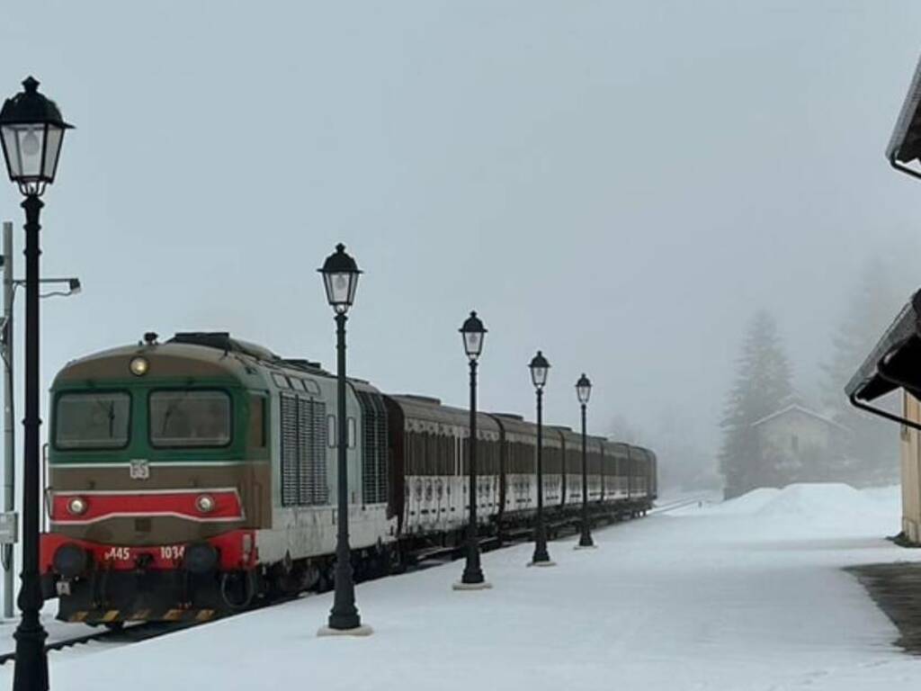 ferrovia dei parchi treno storico 