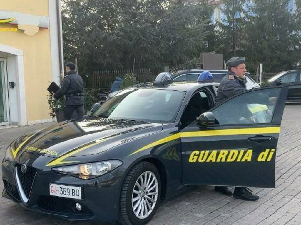 guardia di finanza l'aquila